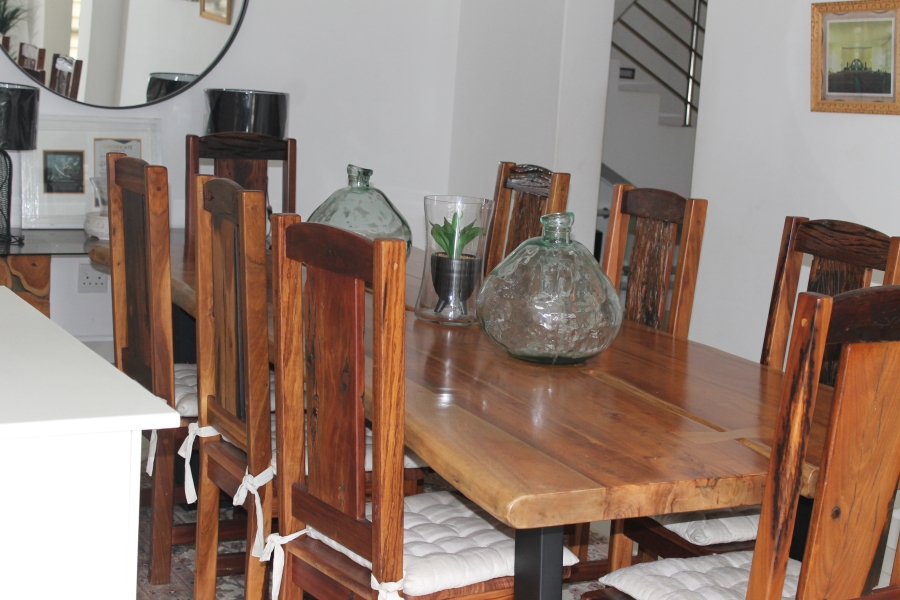 6 Bedroom Property for Sale in The Coves North West